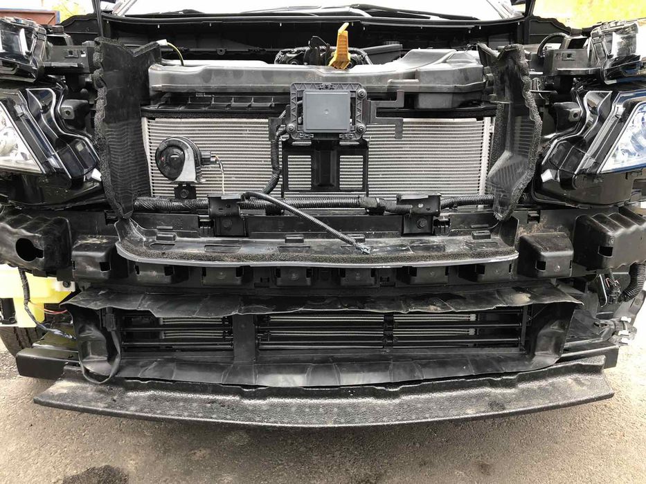 Фара Nissan Rogue T33 21 г Ниссан Рог фары