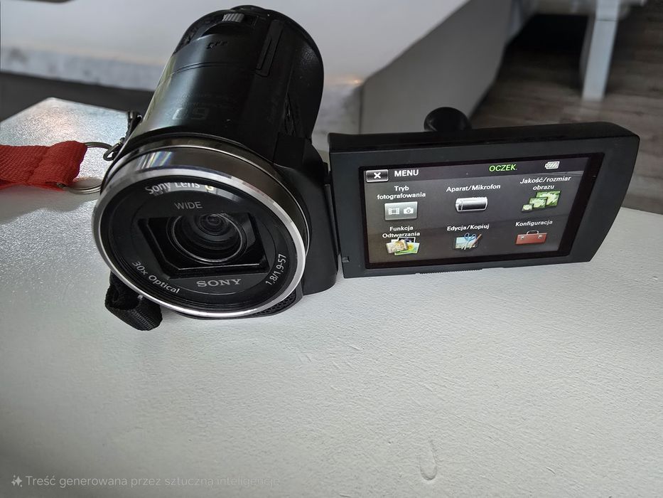 Kamera Sony HDR-PJ530E z projektorem
