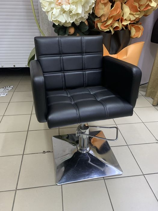 Крісло перукарське Лінда