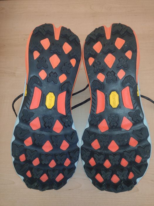 Sapatilhas homem trail Merrel Peaks