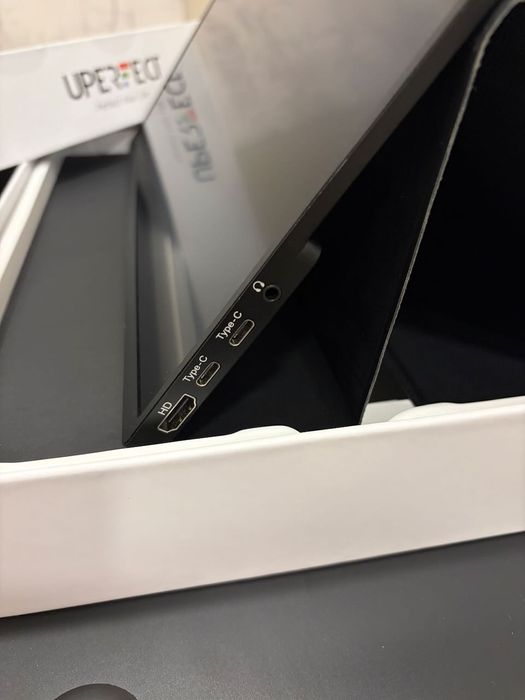 Monitor Portátil Upperfect 16" 2K 144hz