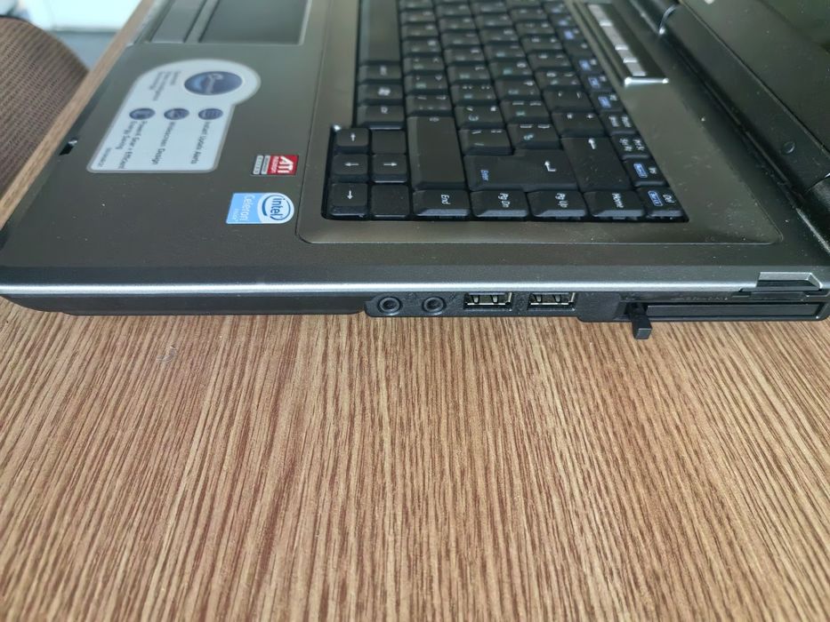 продам ноутбук X51RL