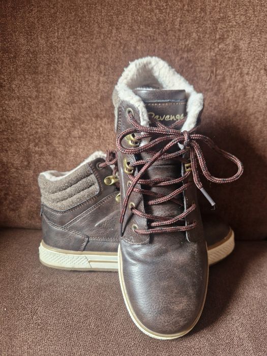 Buty chłopięce ocieplane 36