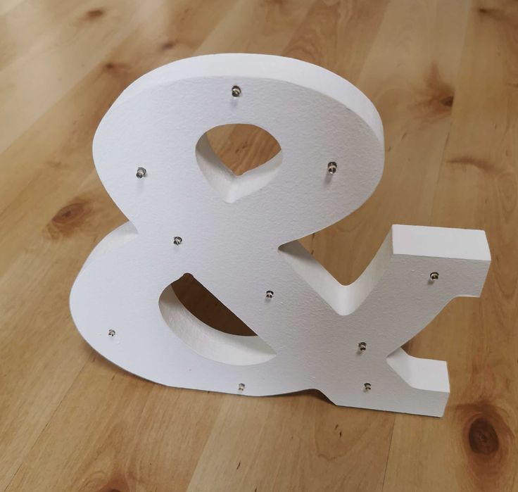 Świecące drewniane litery LED 20 cm 3D