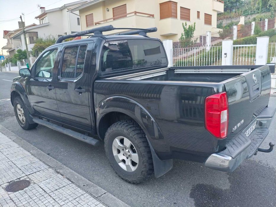 Nissan Navara D40 (5 lugares) - Apenas 117.916 km REAIS