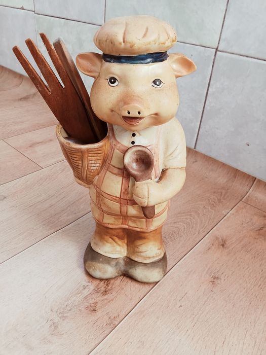 Статуетка свинка для кухні