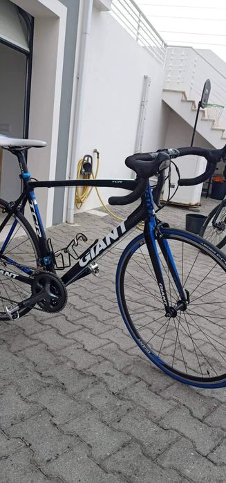 Bike estrada Giant carbono