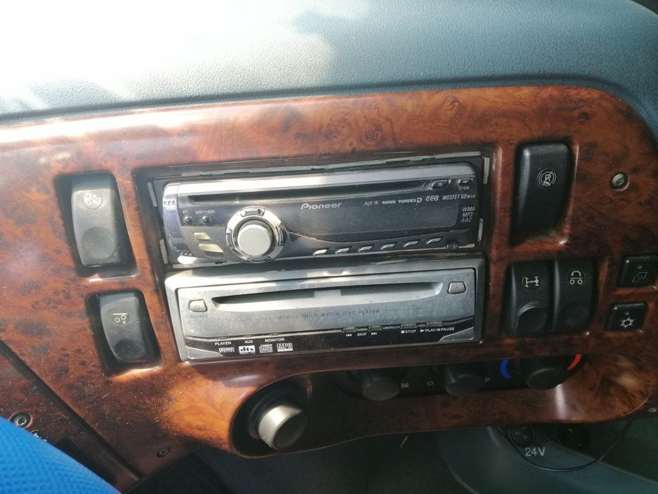 Daf XF95, 480к.с. з лінивцем 2006 р.