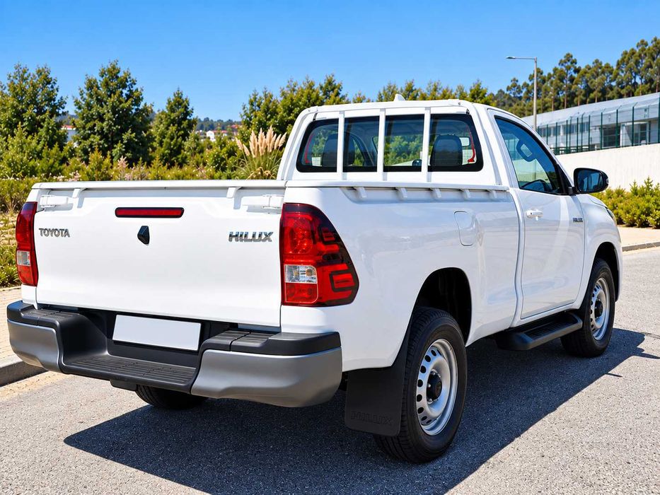 Toyota Hilux 2.4 4x4 Automática | Cabine Simples | 2025 | IVA Dedutível