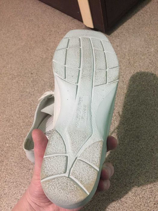 Лесные кроссовки женские полуботинки