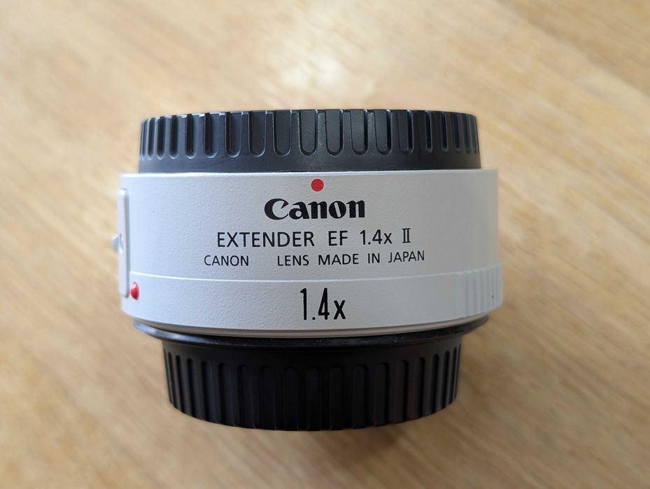 Objetiva Canon EF 70-200mm F2.8 L + Extender EF 1.4x II