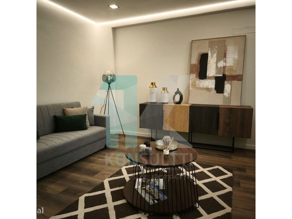 Apartamento T3 com varanda totalmente renovado e vista para o Monsa...