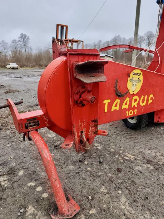 Січкарня для кукурудзи подрібнювач для силоса Taarup 101 комбайн силосний на трактор