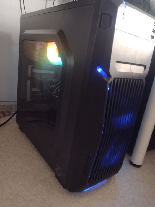 Komputer  do gier i pracy