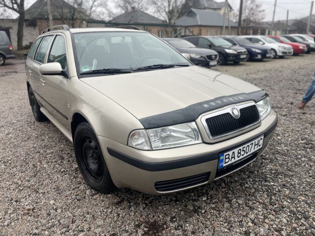 Skoda Octavia Tour