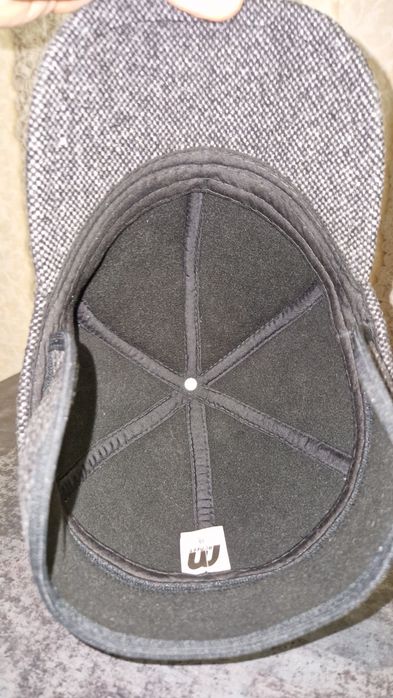 Чоловіча утеплена бейсболка на флісі з вушками