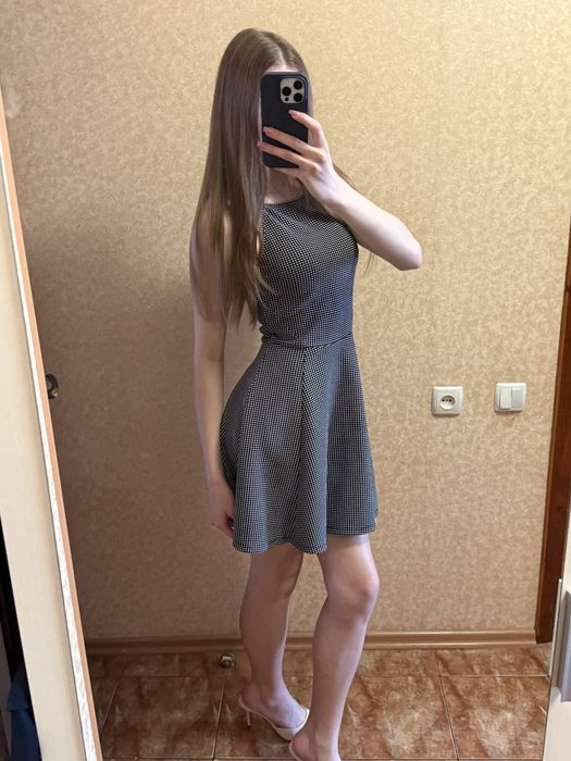 Сукня H&M в клітинку