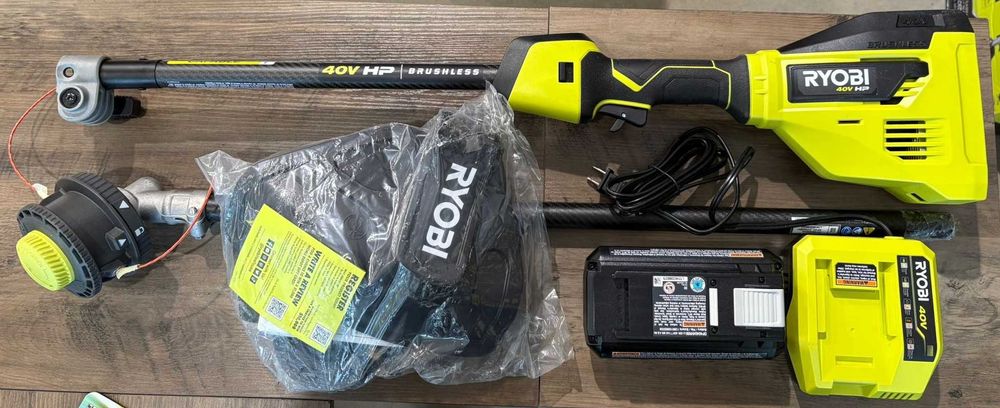 Zestaw podkaszarka i dmuchawa akumulatorowa RYOBI 40V RY40960  USA