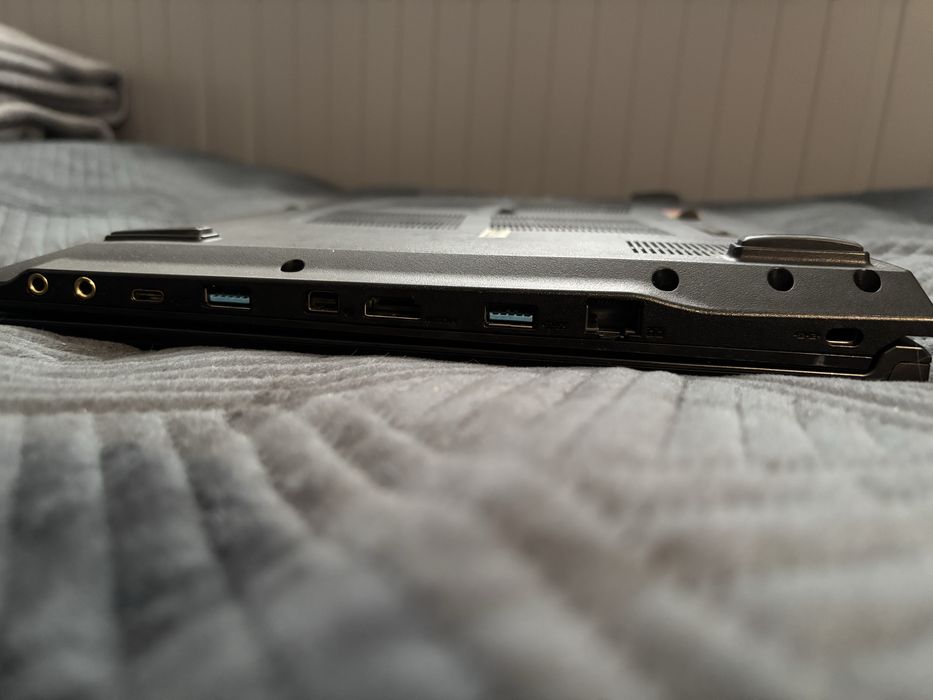 laptop gamingowy MSI GL62MVR 7RFX Z GRATISEM