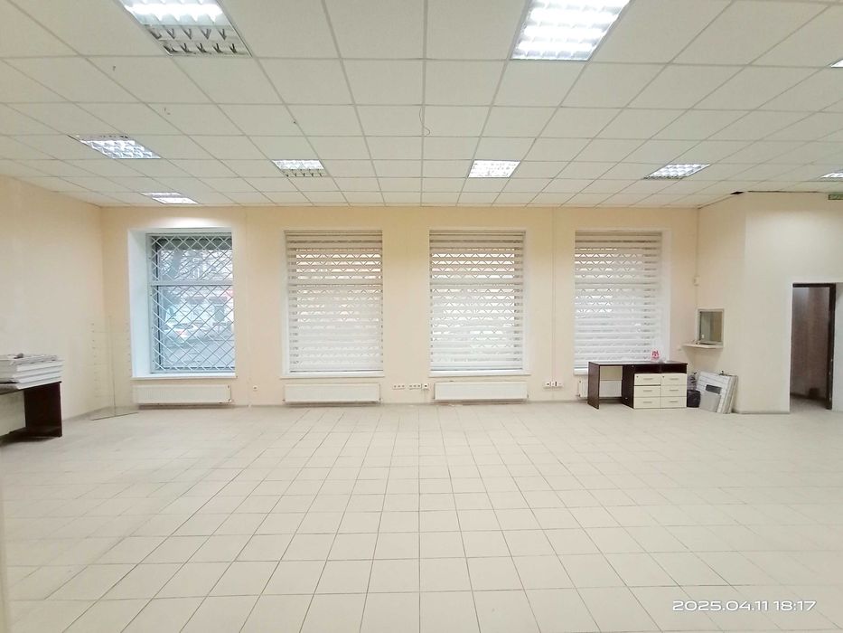 Аренда Салон Магазин Шоурум 150 м² Широкий фасад Б. Арнаутская,123