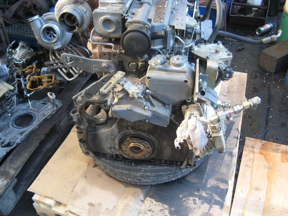 Silnik  do koparki JCB   naprawa  remont