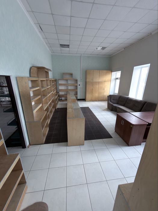 Здається в оренду Торгове приміщення (складське) м.Корець