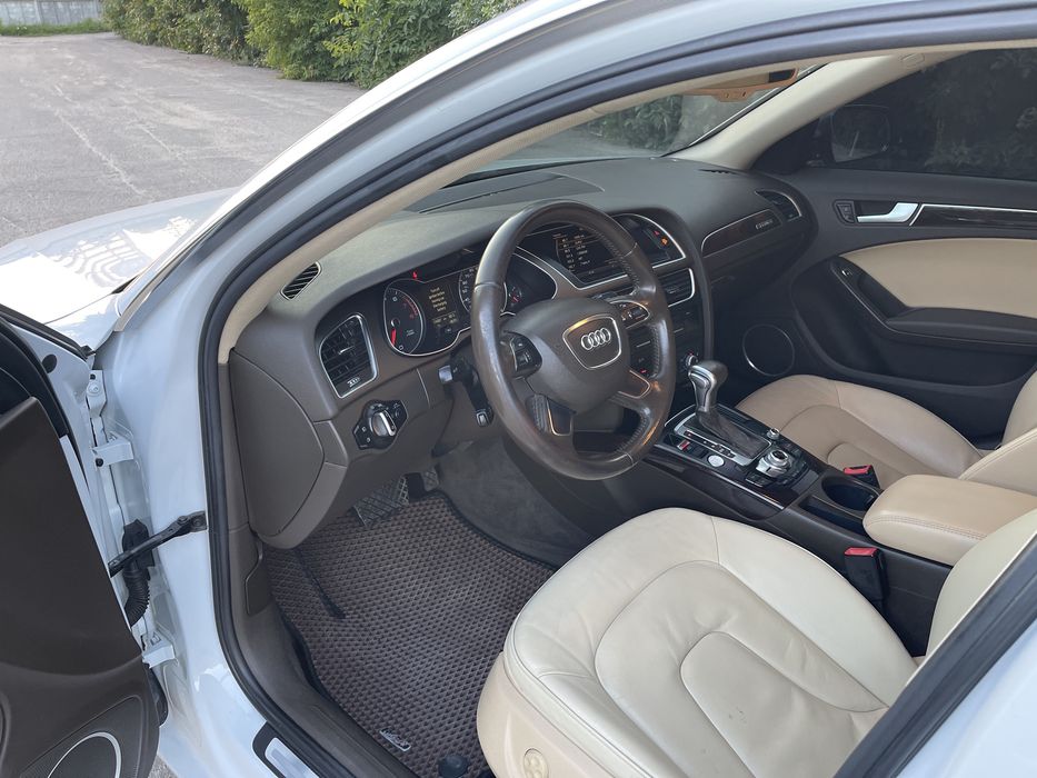 Продам Audi-4 автомат