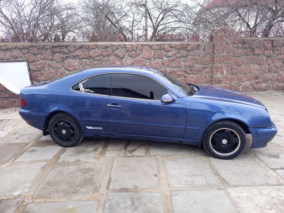 Мерседес CLK 200