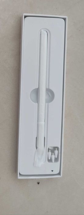 Capa nova para iPad cor azul escuro com caneta