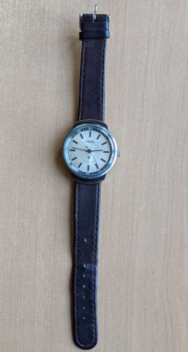 Продам механічний годинник "Ракета".