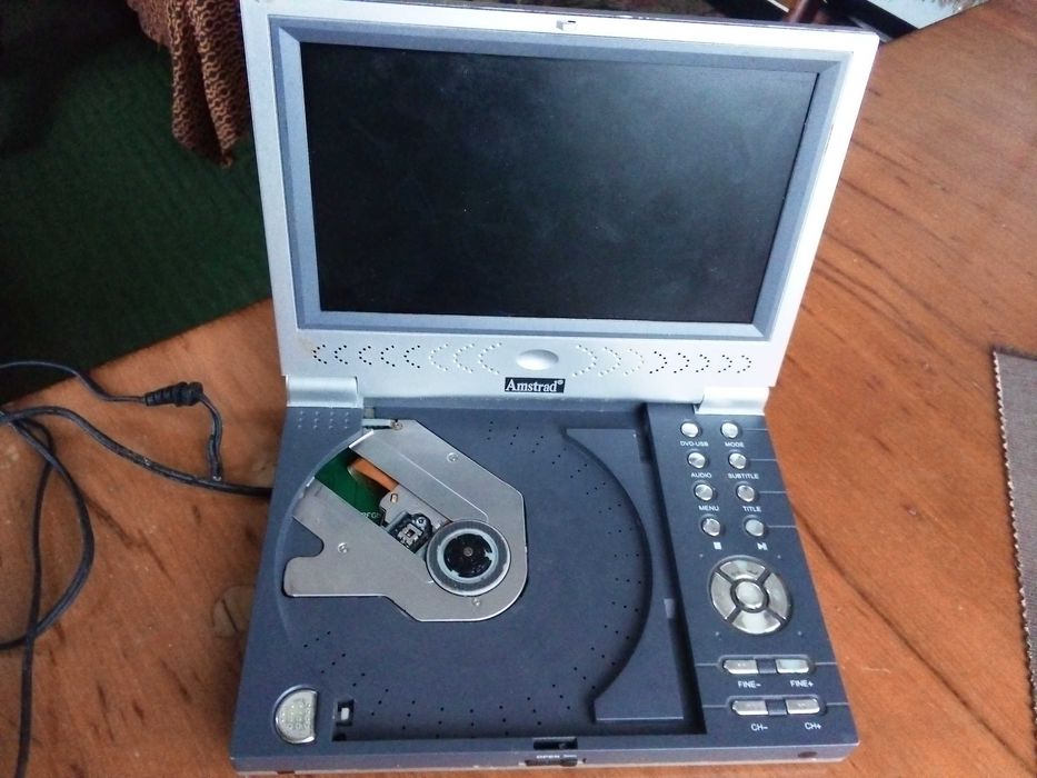 Dvd player Amstrad  mpeg 4