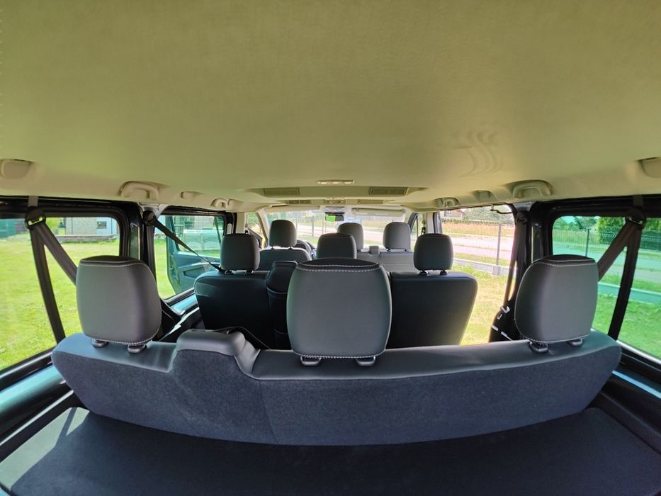 Wynajem busa, Wypożyczalnia, Bus 9 osób, kat. B