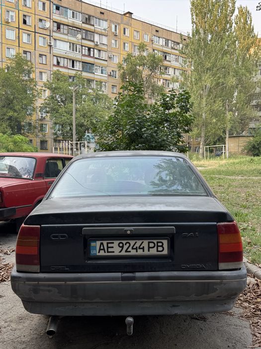 Продам Opel omega a 2.4 инжектор