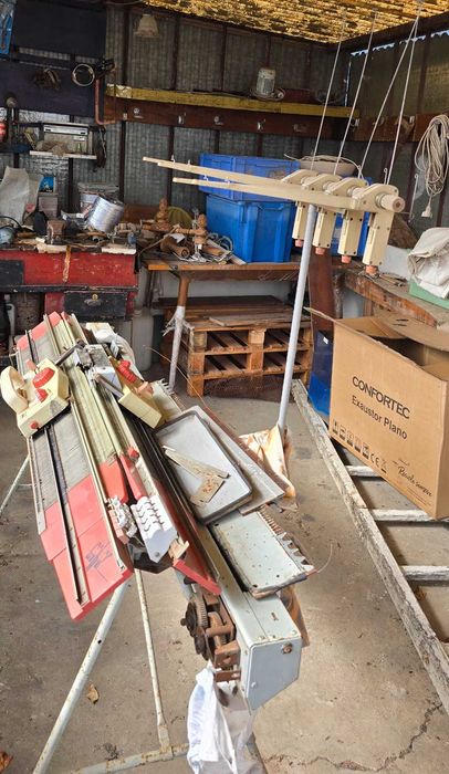 Maquina de tricotar Passat c/motor