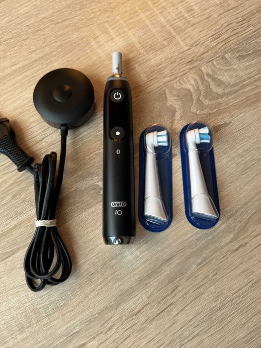 Szczoteczka magnetyczna Oral-b IO9 Black Onyx