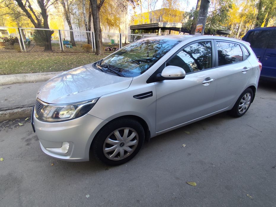KIA RIO 2013г 1.6 в отличном состоянии