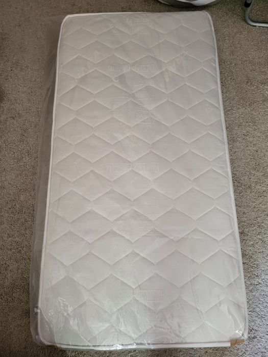Colchao TRAMA babycar 137 cm x 69cm + 4 capas inclusas ortopedico mola