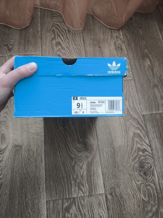 Оригинальные кроссовки Adidas Ozelia  Размер 43