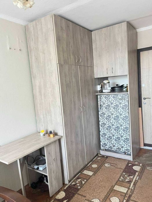 Продаж - кімната в гуртожитку, вул. Патона
