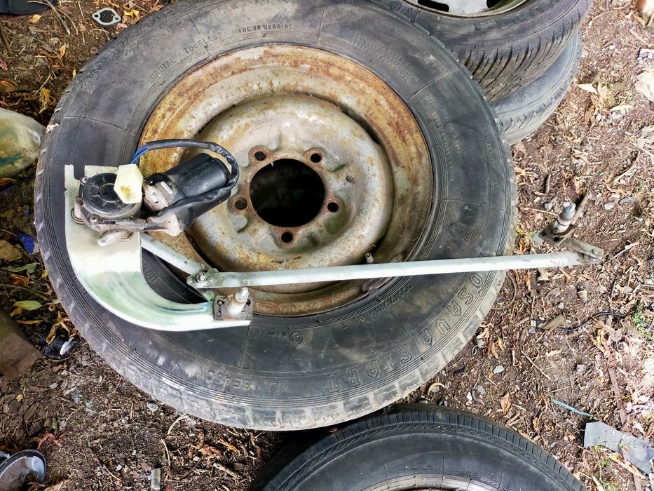 Продам трапеции дворников в заборе 350гр