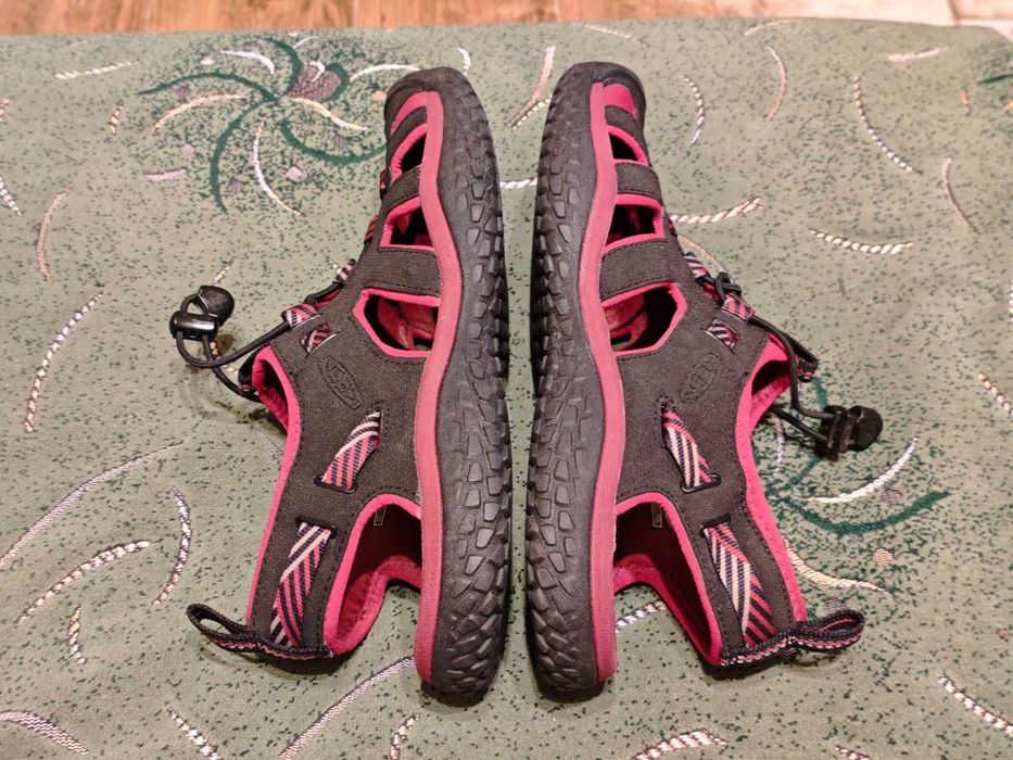 Сандали Keen фирменные (оригинал) размер-42 стелька-27 см