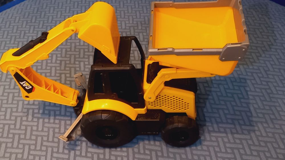 CAT бульдоер 33 cm