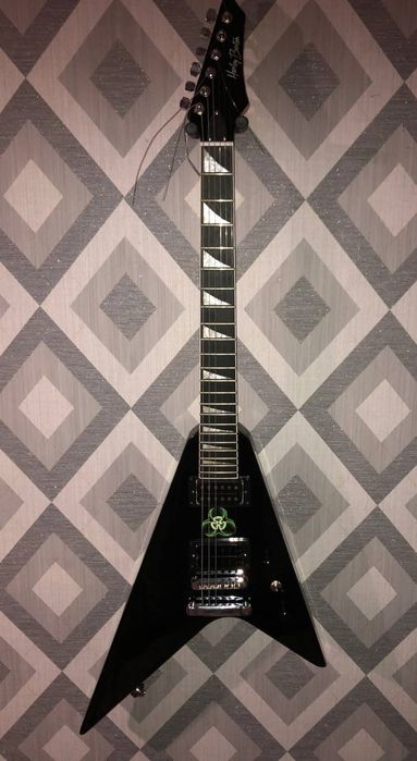 Custom Harley Benton Електрогітара metalcore Flying V