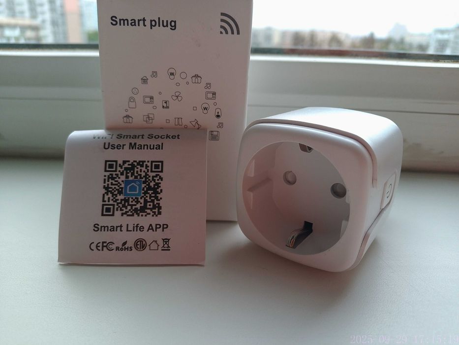 Wi-fi розетка для умного дома tuya smart life