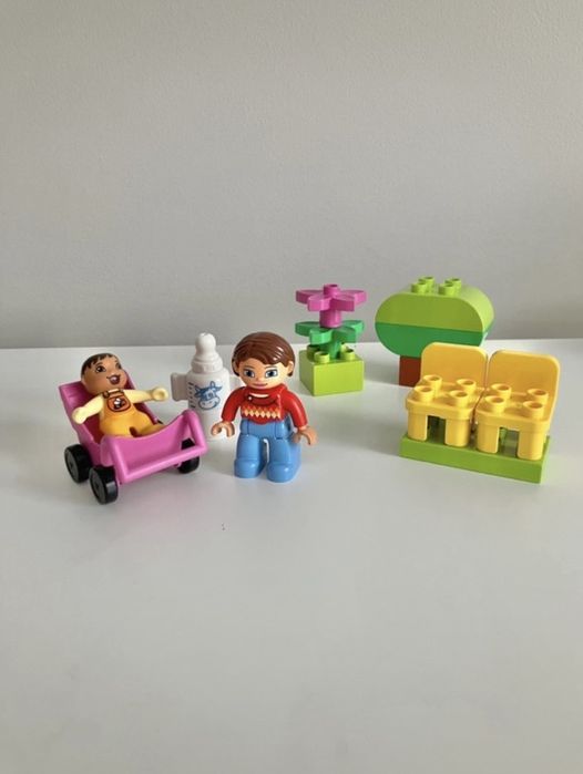 10585 Lego Duplo mama z dzieckiem wiek 2-5