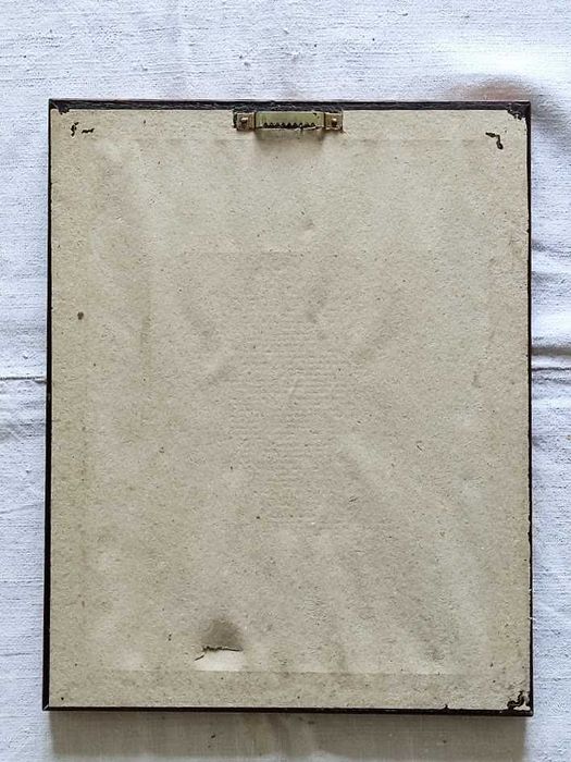 Publicação francesa emoldurada de Le Roi Manuel de Portugal