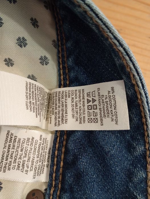 Rozciągliwe jeansy straight rozmiar 48 Lucky Brand