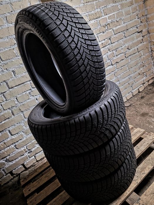 Зимові 225/50r17 Bridgestone | 2025 | 9/8mm | Комплект / 4шт | Ідеальний технічний стан, без пошкоджень, без ремонтів, без дефектів | Преміум шини