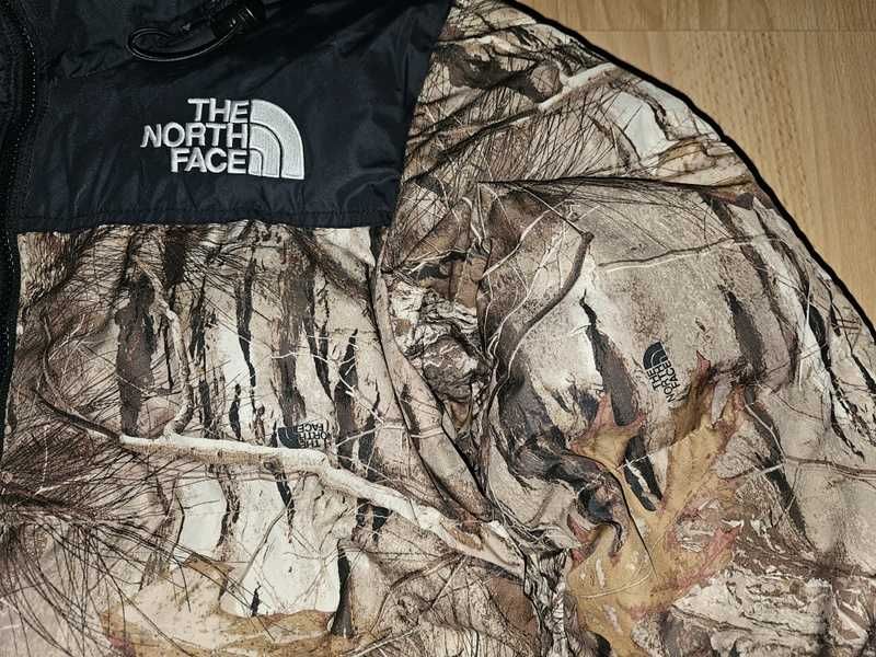 Kurtka puchowa damska The North Face 1996 S kamulaż camuflage