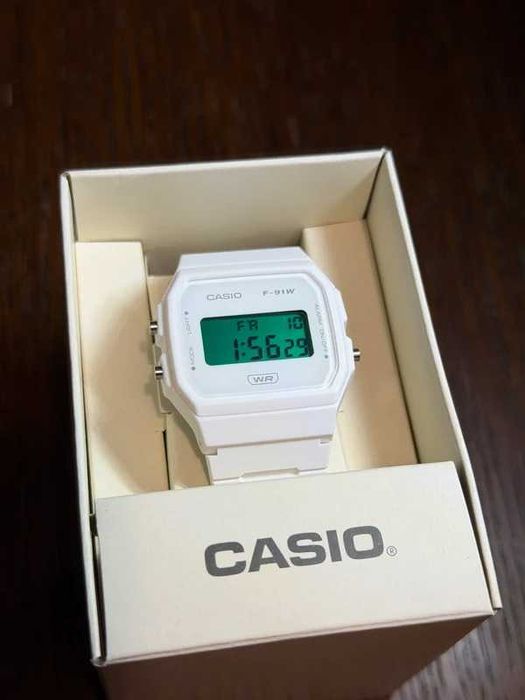 Modyfikowany zegarek CASIO „mint” Color Mod | NOWY | Unikatowy wygląd